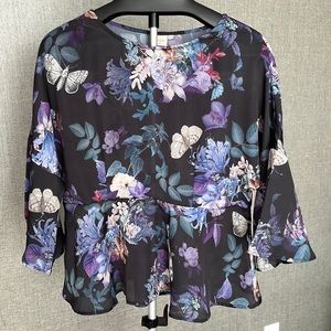 Cream Aya Blouse // Silky // Size 38 // Purple Flowers